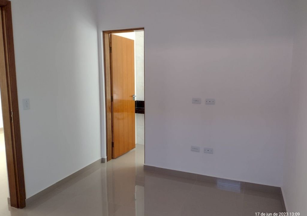 Imagem imóvel CASA COM PISCINA 2 DORMITÓRIOS COM SUÍTE