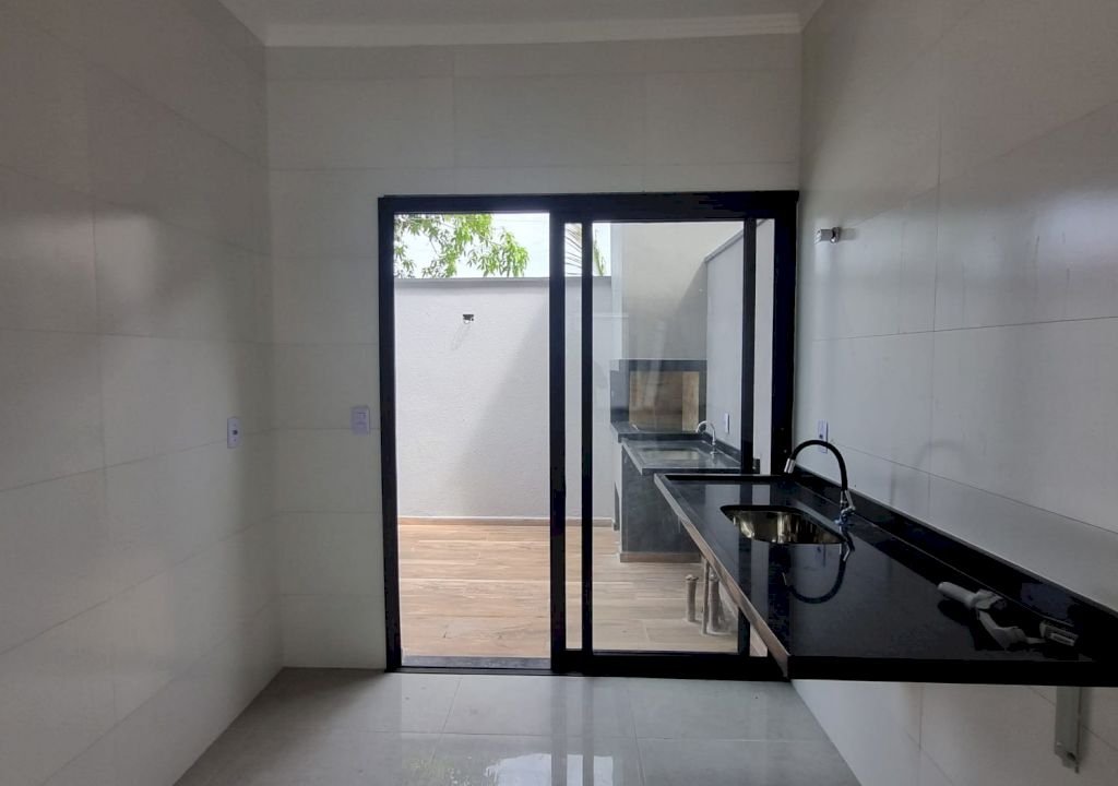 Imagem imóvel CASA 2 DORMITÓRIOS COM  PISCINA