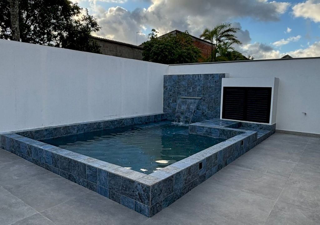 Imagem imóvel CASA MODERNA 2 SUÍTES PISCINA AREA GOURMET