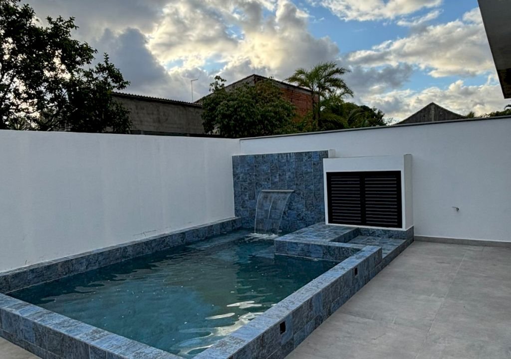 Imagem imóvel CASA MODERNA 2 SUÍTES PISCINA AREA GOURMET